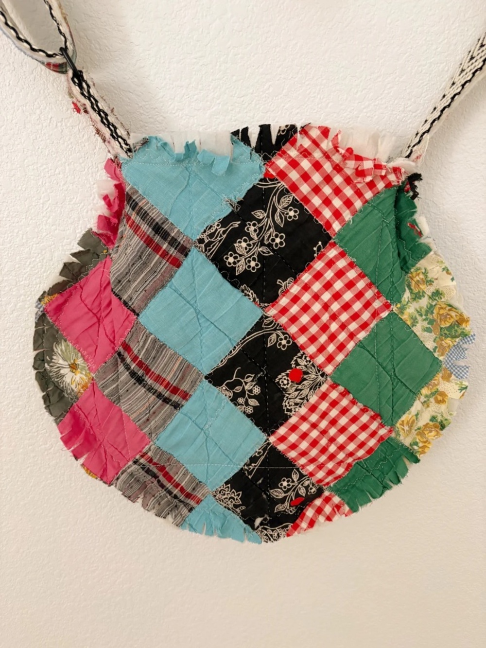 Vintage Quilt Round Tote Purse with Adjustable Strap & Interior Pocket